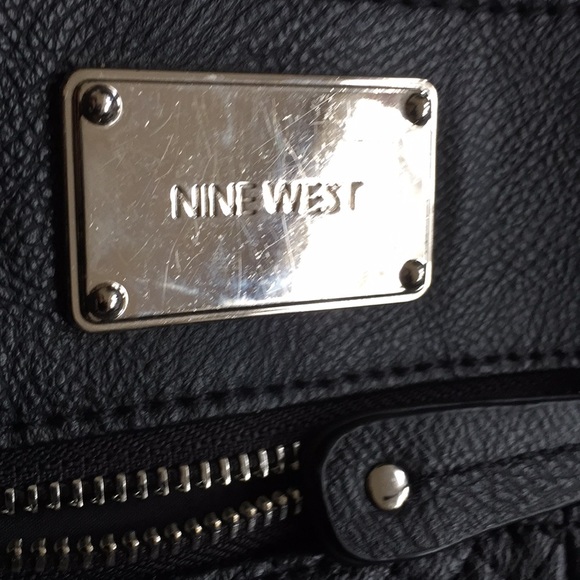 NINE WEST quilted shoulder bag - Picture 6 of 8